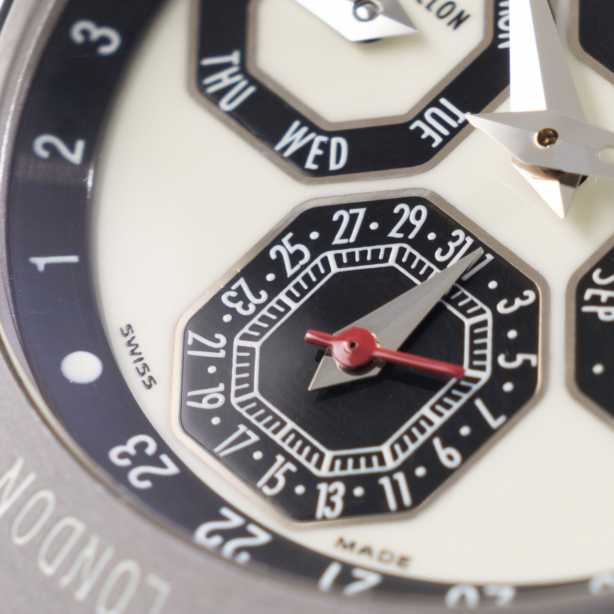 Gérald Genta Octo Perpetual Calendar , Moonphase , World time, GMT,Tourbilion in platinum / tantalum ref OTW.76