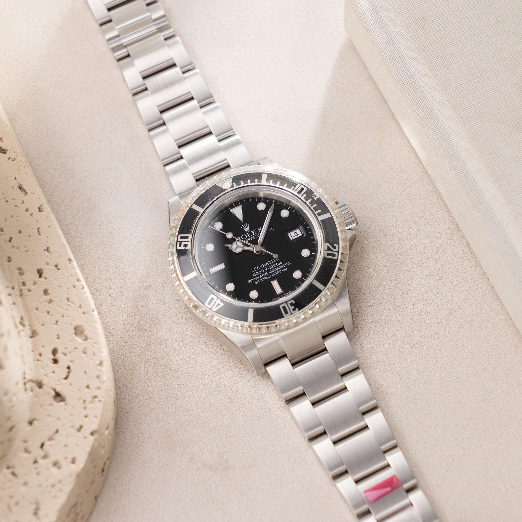 Rolex Sea-dweller ref 16600 Swiss Made Dial New Old Stock Box and Paper Set