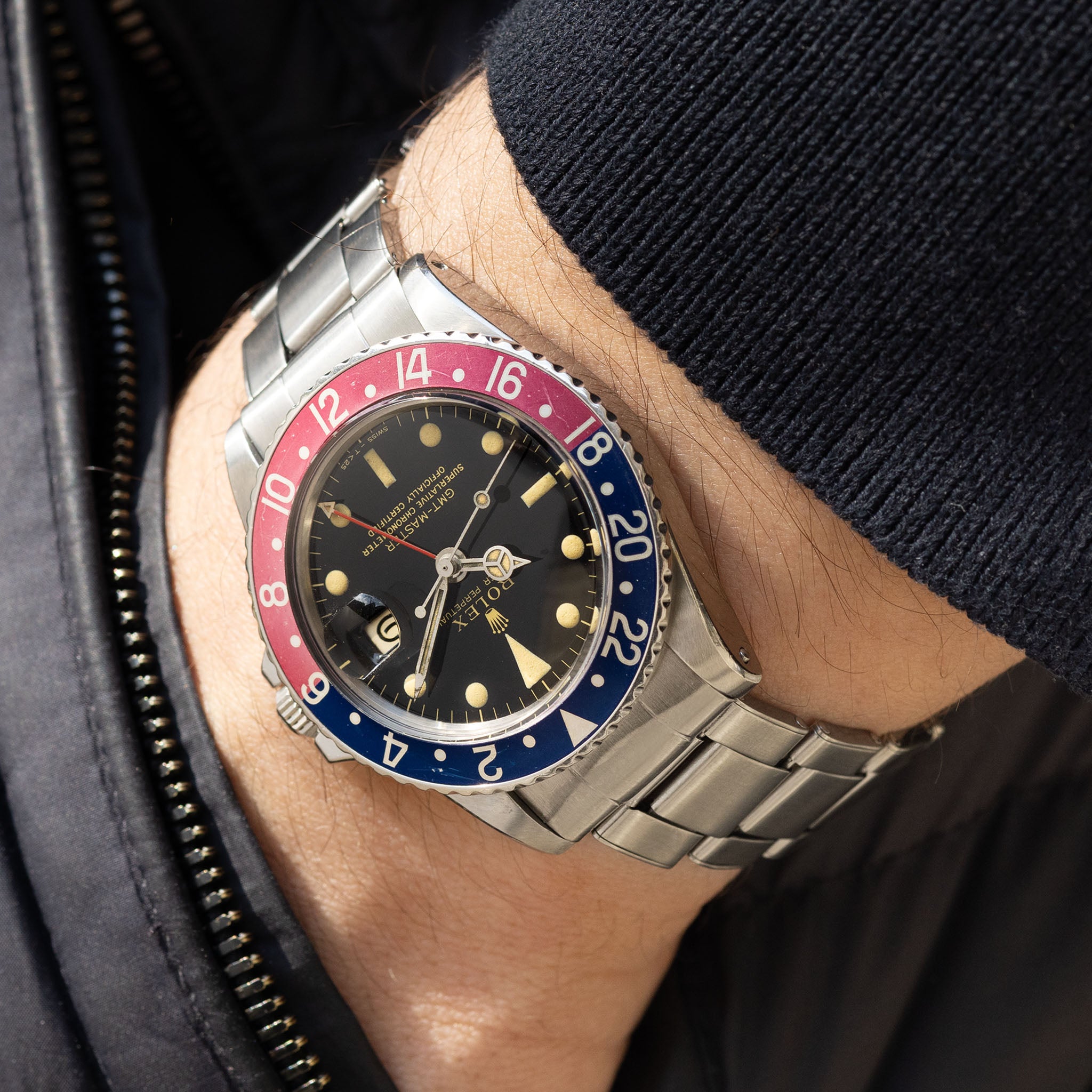 Rolex GMT-Master 1675 Super Glossy Gilt Dial with Original Punched Papers Box and Rolex Service Card