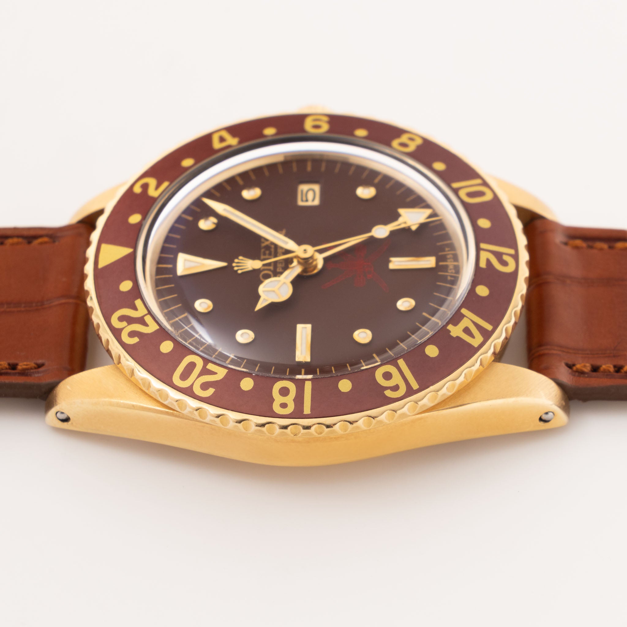Rolex GMT-Master 1675/8 Unqiue Brown Khanjar Nipple Dial with Rolex Service Papers