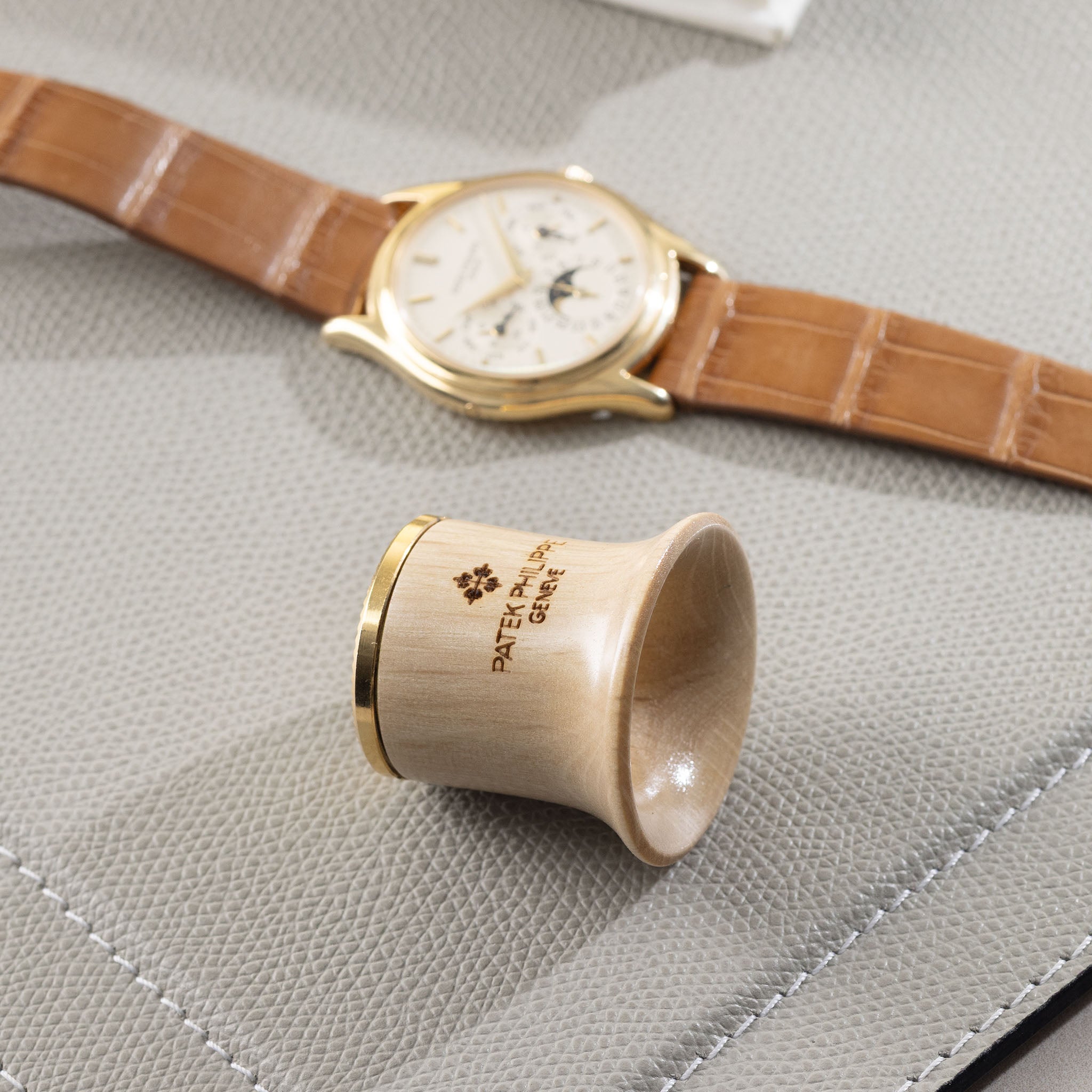 MRG-10170 - Patek Philippe Loupe