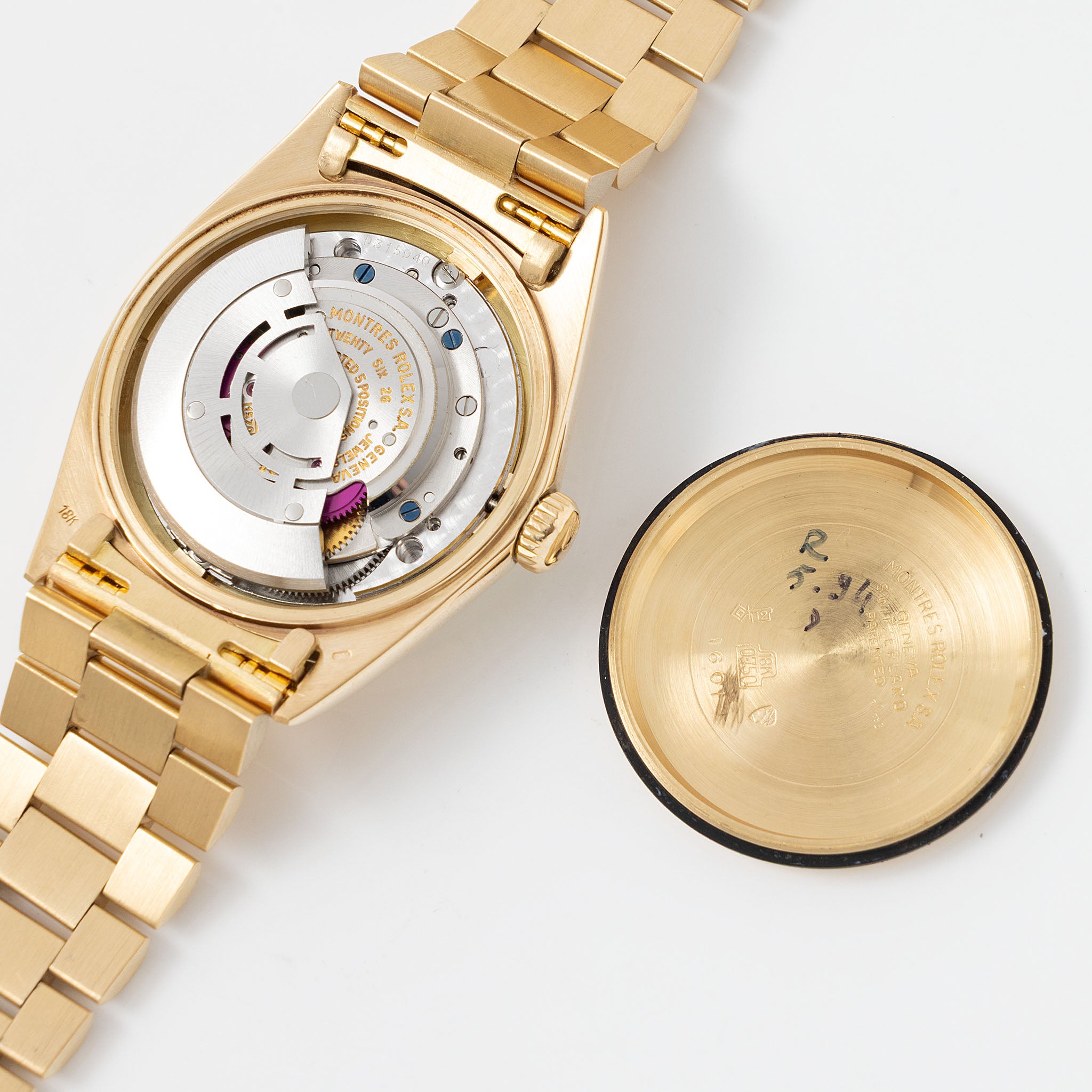 Rolex Datejust 1601/8 White Dial in 18k Yellow Gold 