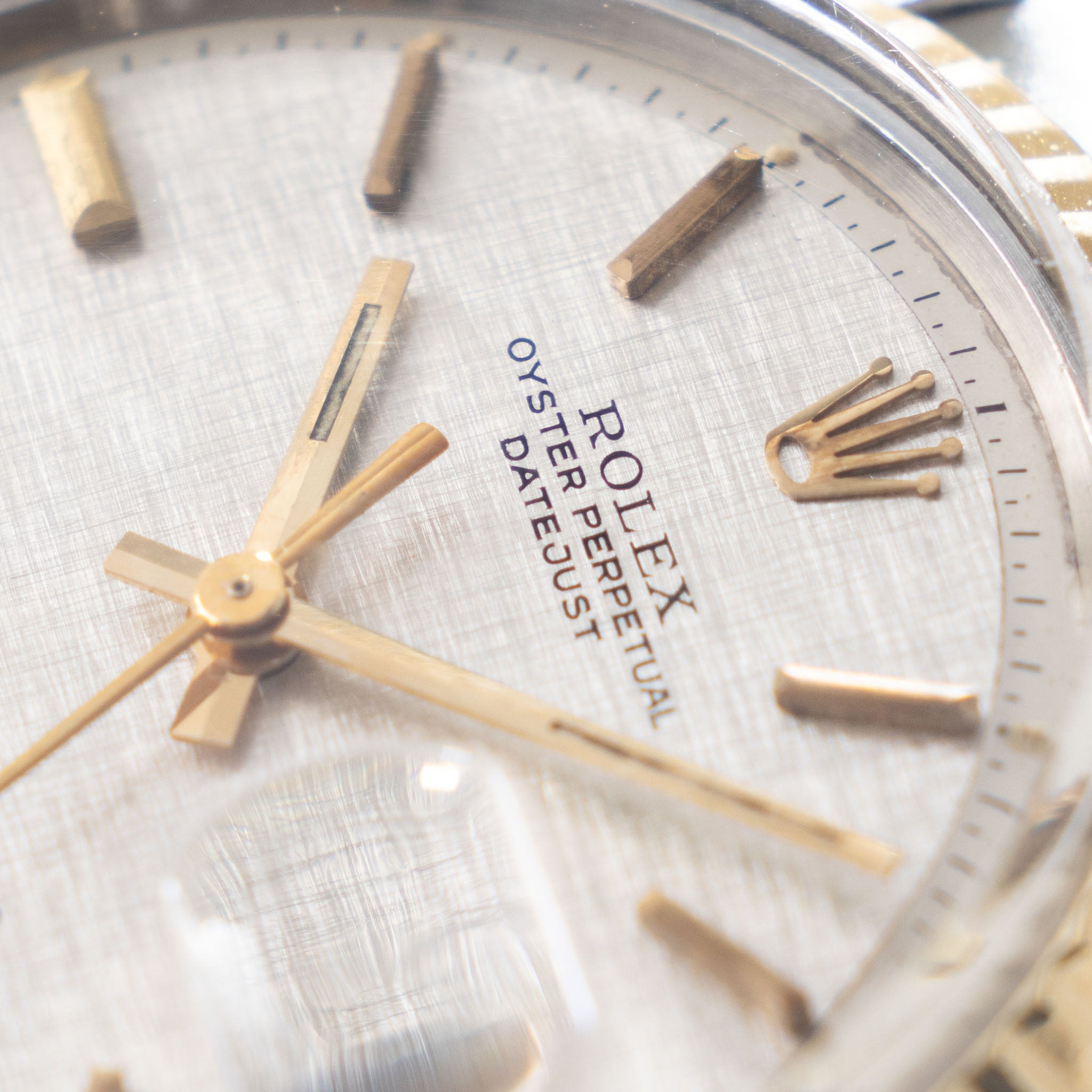 Rolex Datejust Silver linen dial in steel and gold ref 1601 /3