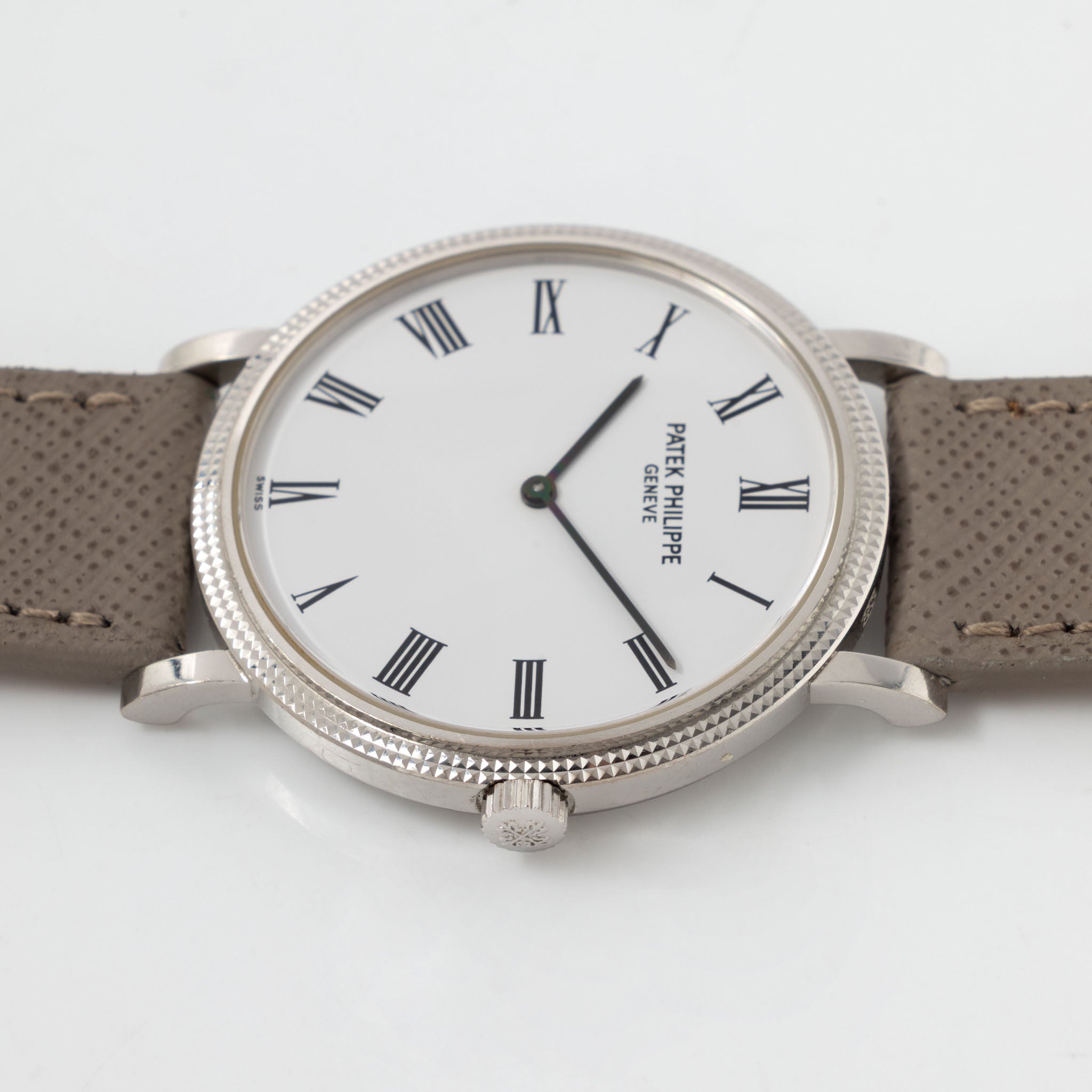 Patek Philippe Calatrava 18 k White gold Clous de Paris case ref 5120G