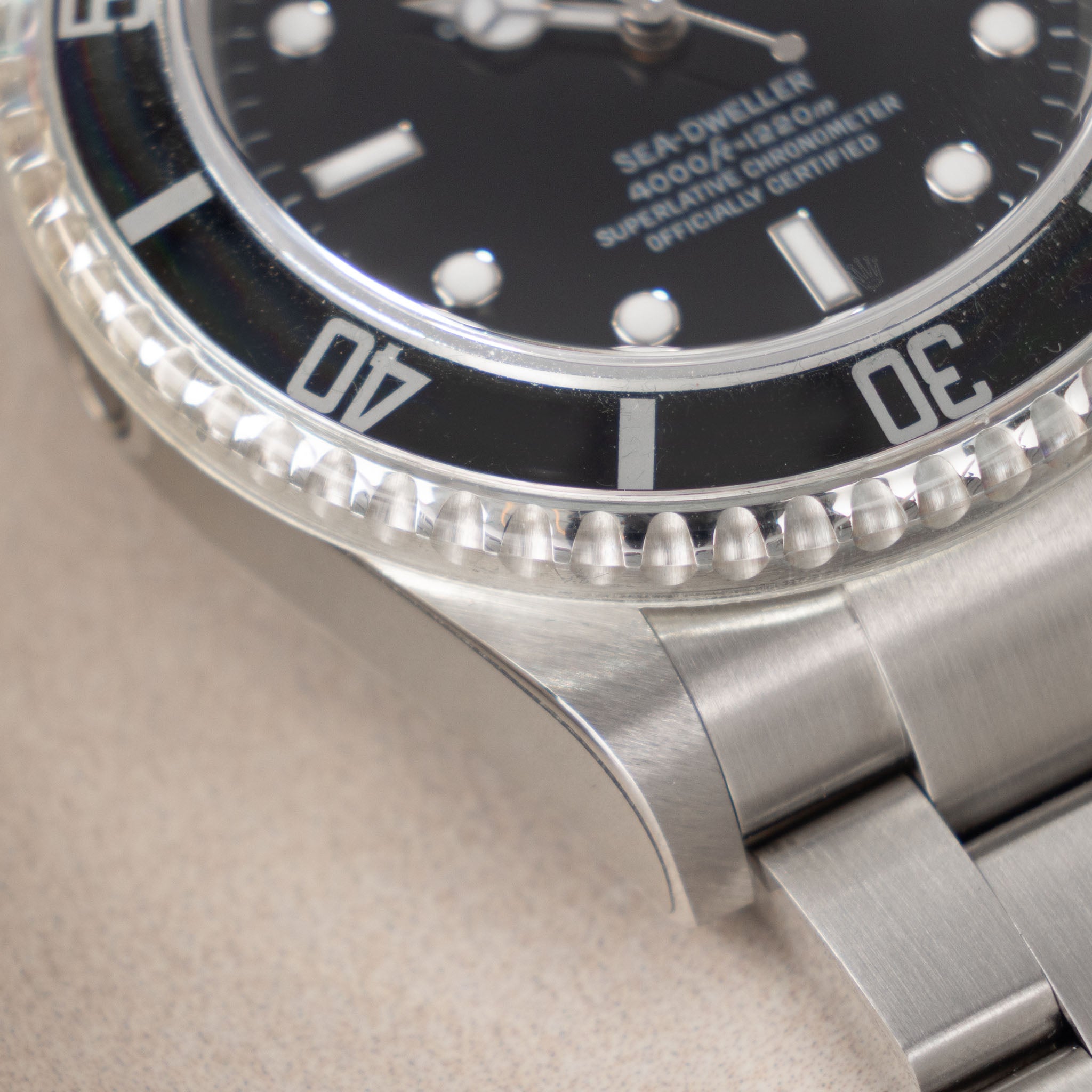 Rolex Sea-dweller ref 16600 Swiss Made Dial New Old Stock Box and Paper Set