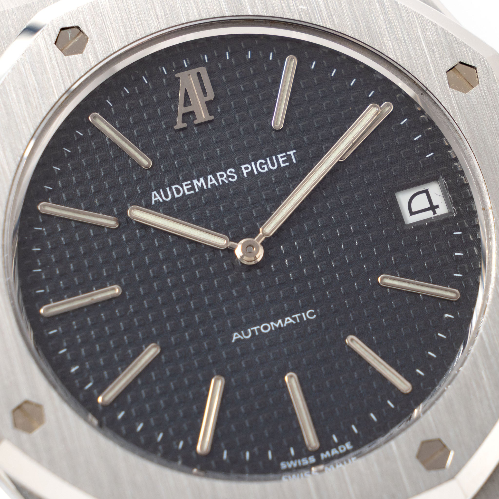 Audemars Piguet Royal-Oak Jumbo Ultra-thin 14802ST Jubilee with Extract of the Archives 