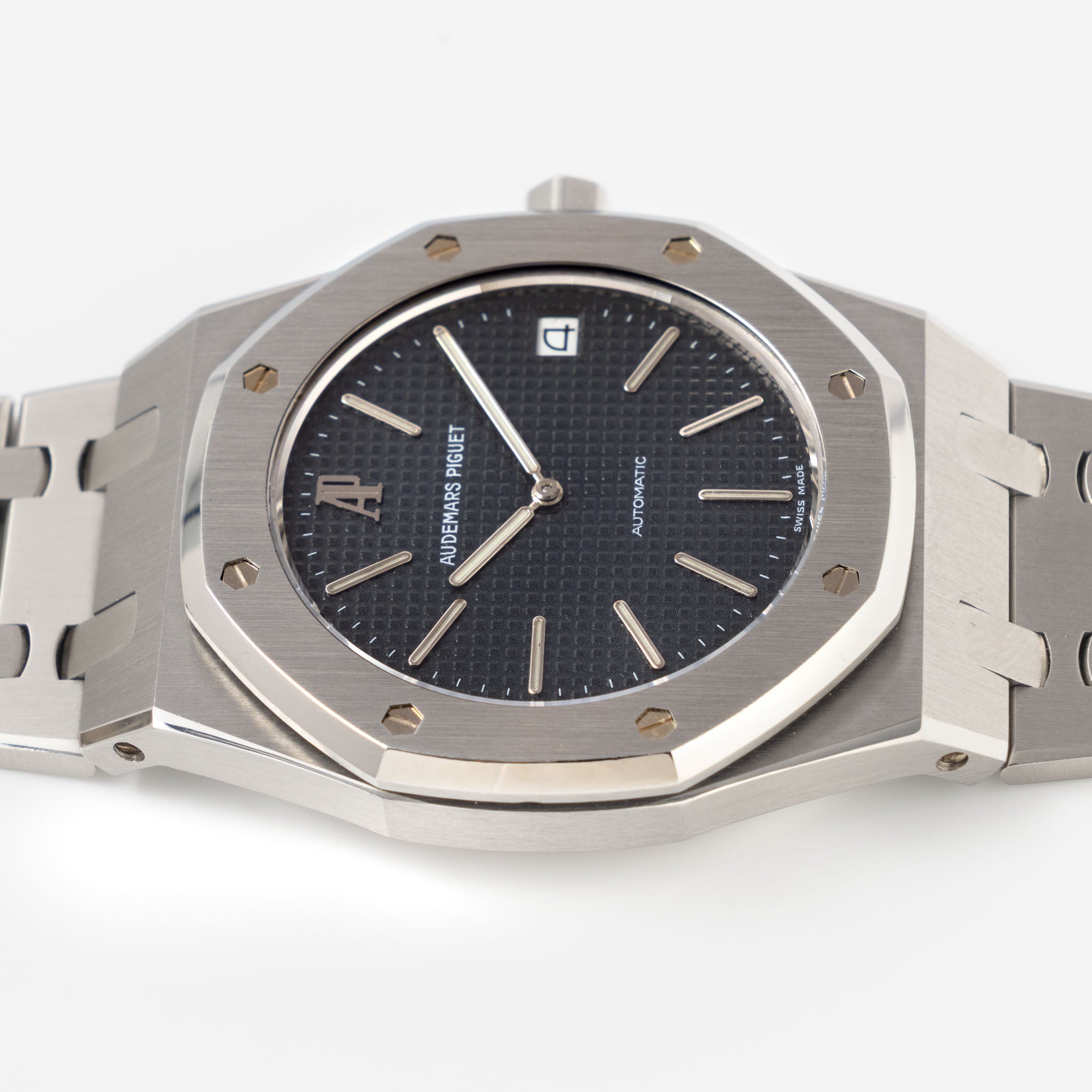 Audemars Piguet Royal-Oak Jumbo Ultra-thin 14802ST Jubilee with Extract of the Archives 