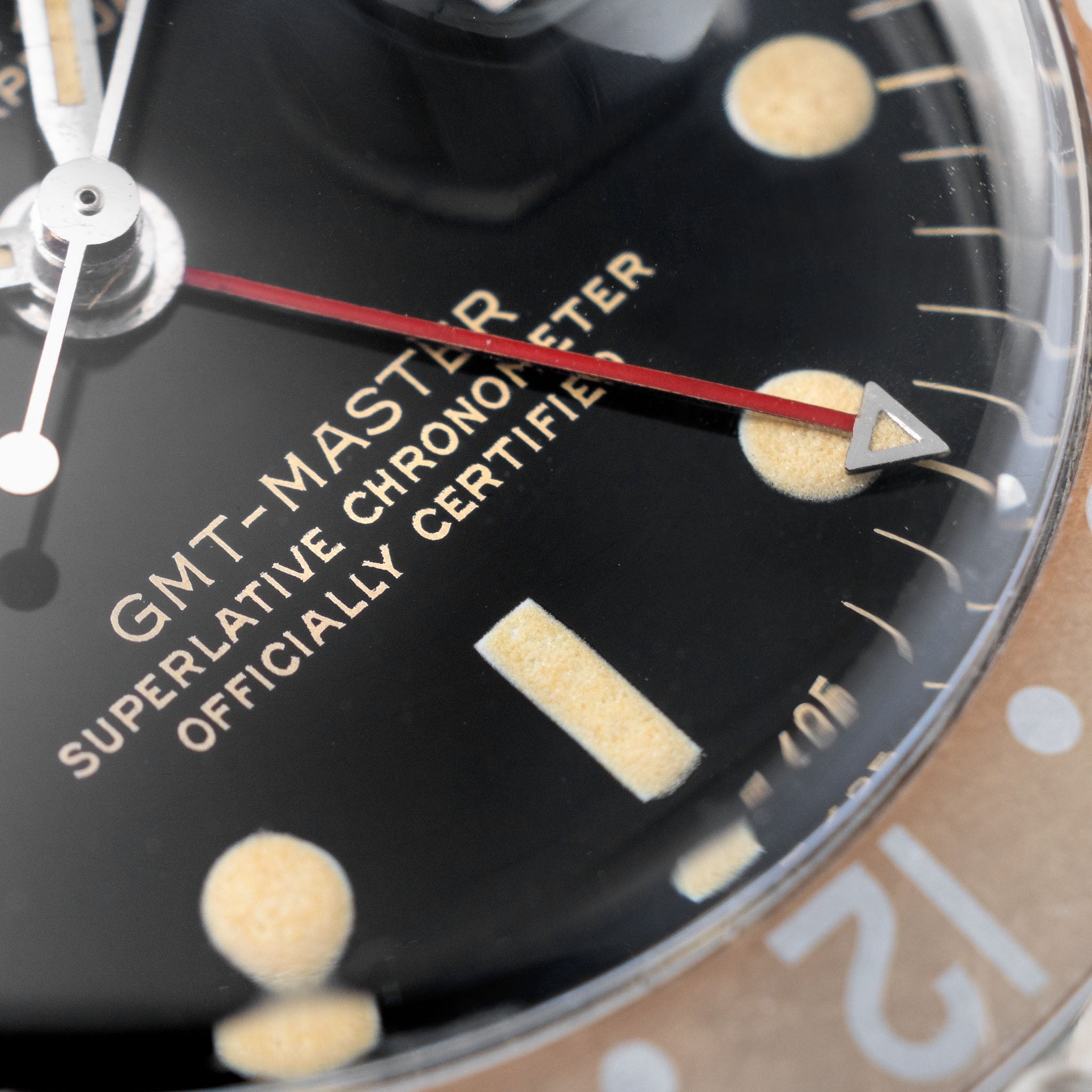 Rolex GMT-Master 1675 Pointed Crown Guard Case Gilt Dial 