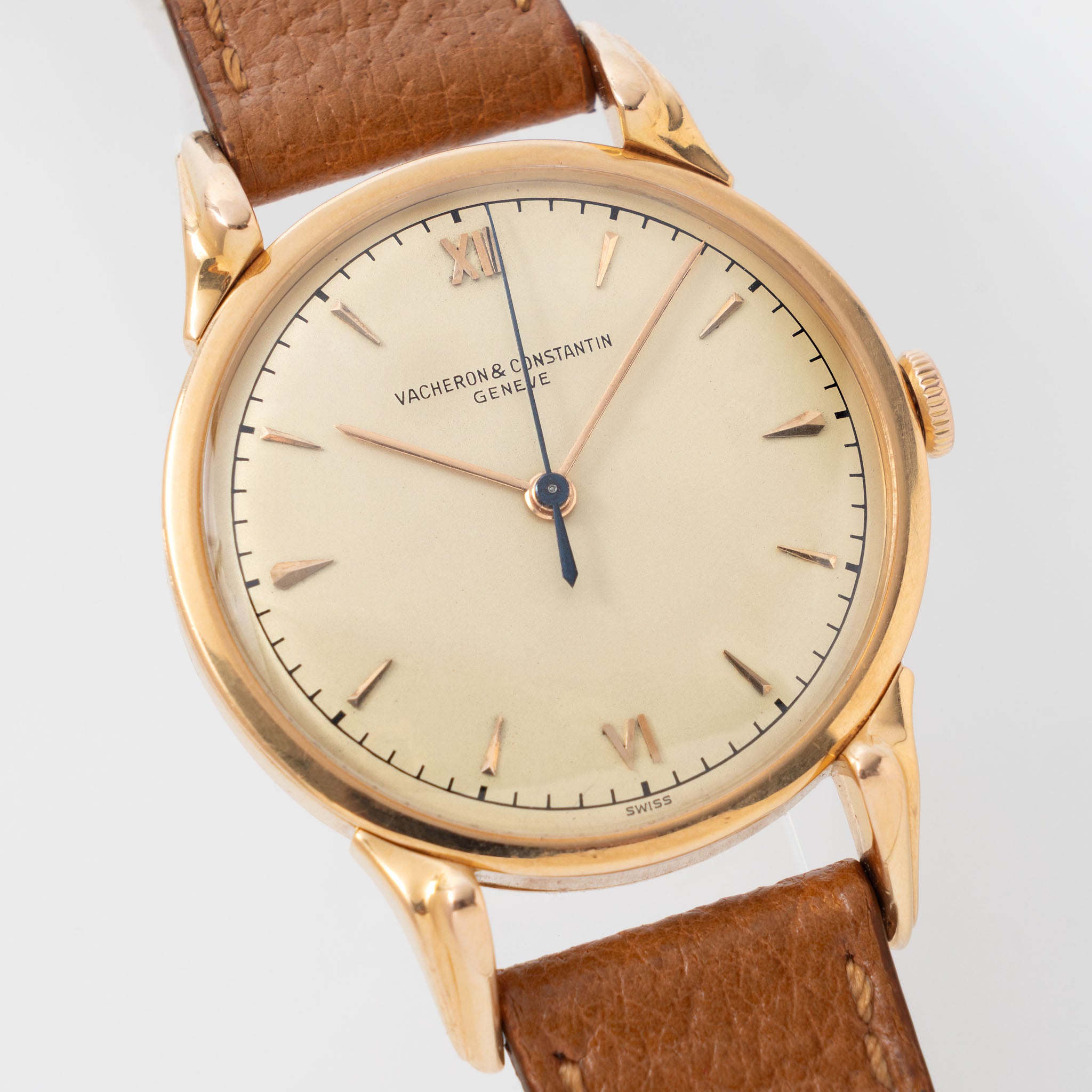 Vacheron Constantin Dresswatch Teardrop Lugs ref. 4436 in 18k Rose  Gold 