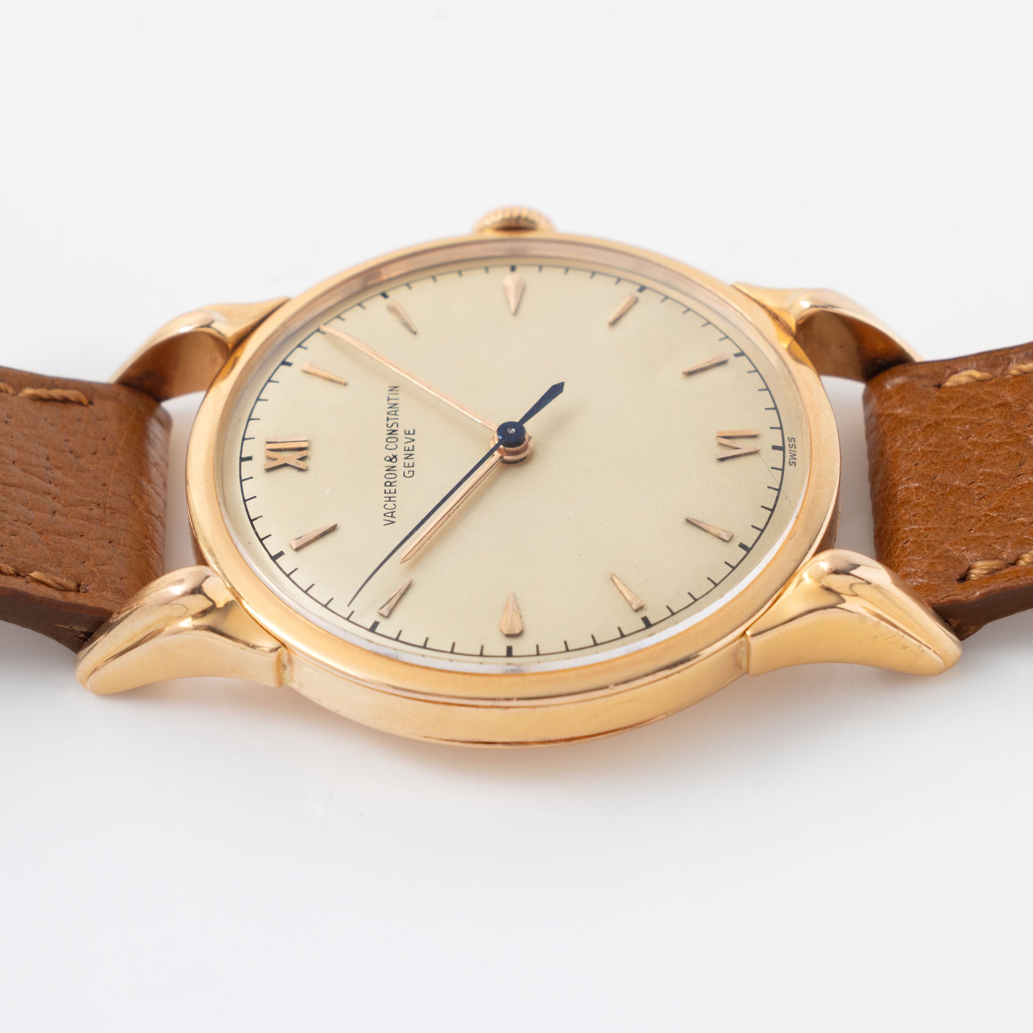 Vacheron Constantin Dresswatch Teardrop Lugs ref. 4436 in 18k Rose  Gold 