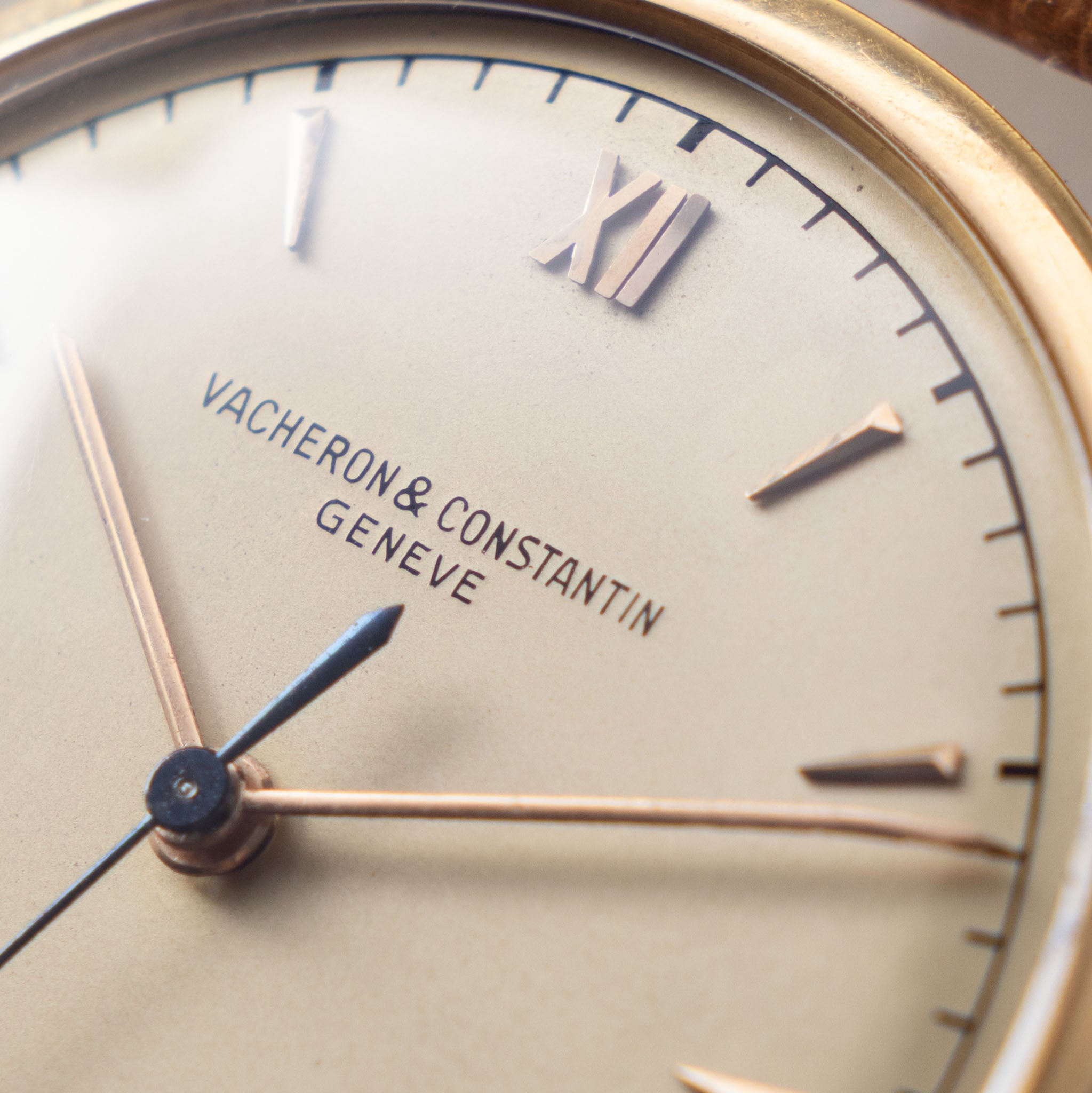 Vacheron Constantin Dresswatch Teardrop Lugs ref. 4436 in 18k Rose  Gold 