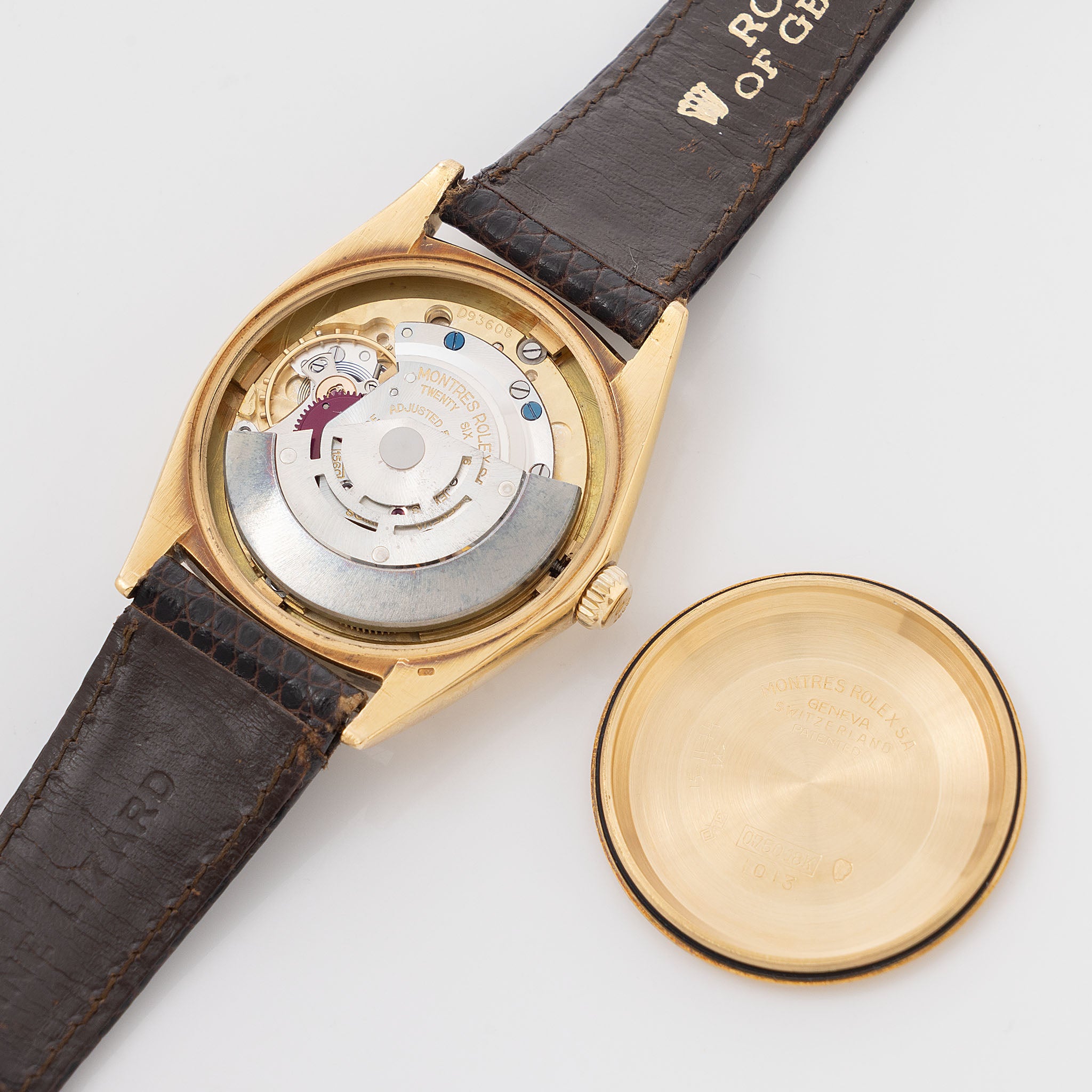 Rolex Oversized Oyster-Perpetual 1012 Silver Swiss Only Dial in 18k Yellow Gold