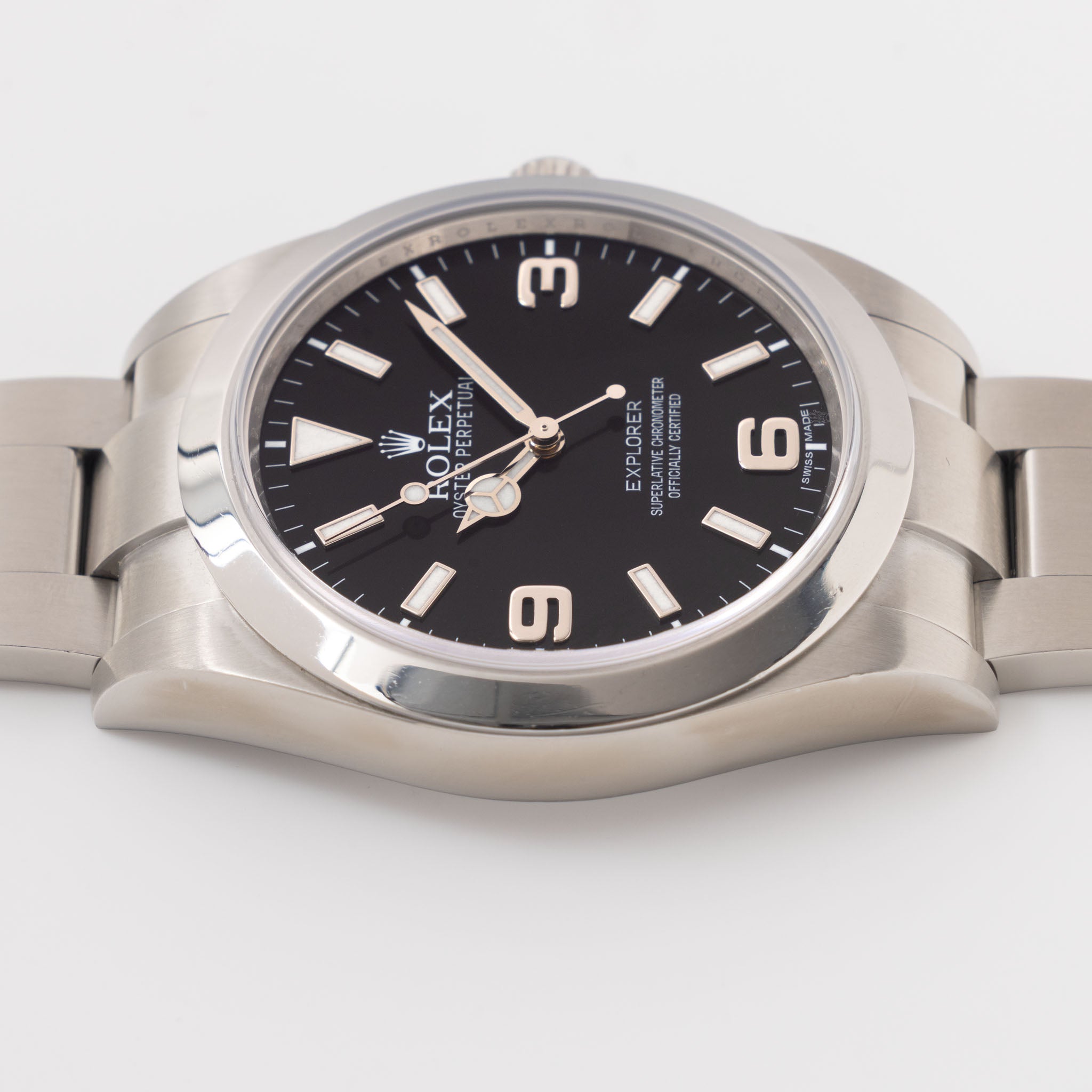 Rolex Explorer ref. 214270 Box and Papers