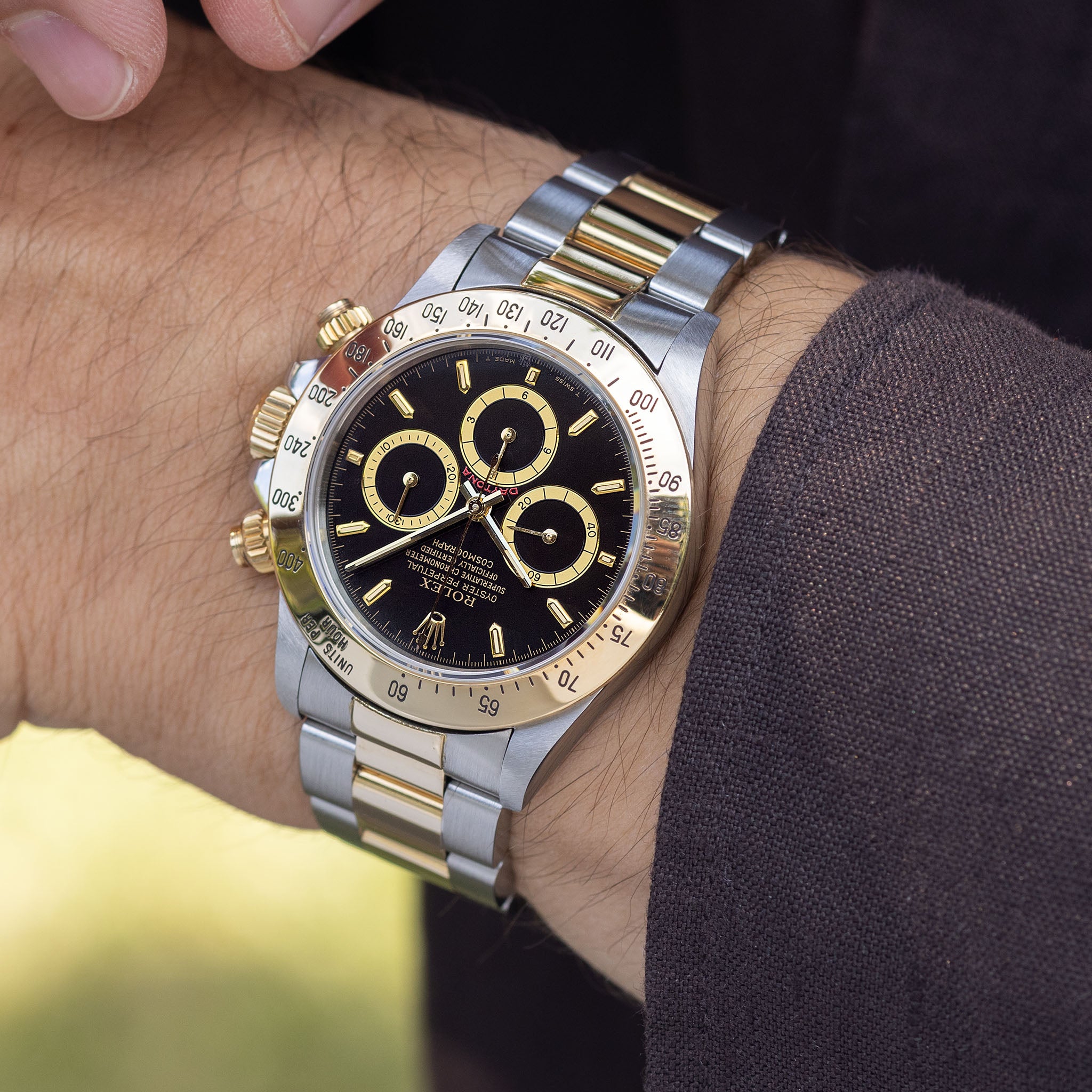 Rolex Cosmograph Daytona 16523 Black Inverted 6 Dial Executed in Steel and 18k Yellow Gold
