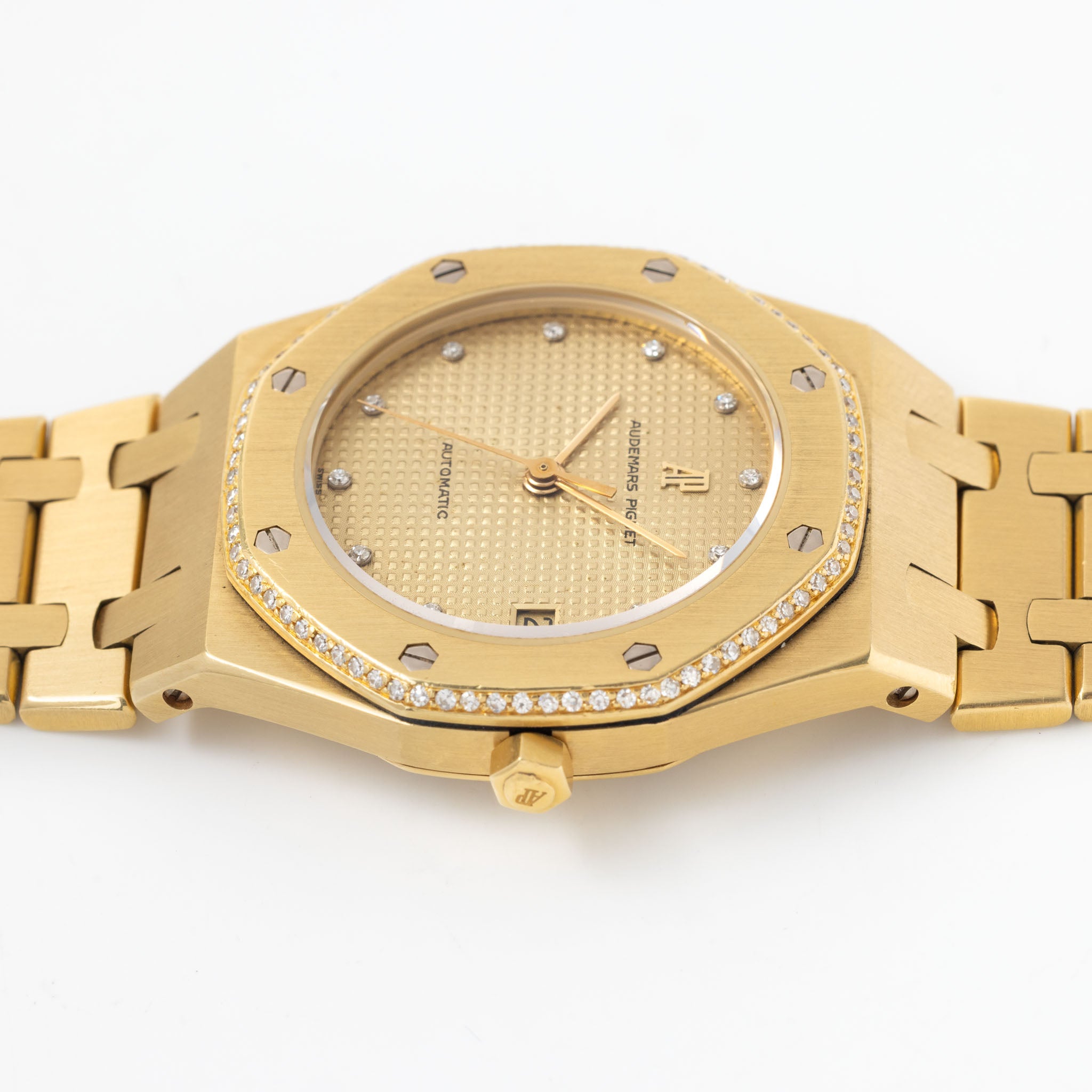 Audemars Piguet Royal Oak ref. 4153/477BA Brilliant Cut Diamond Bezel and Dial with Box and  Certificate of Origin