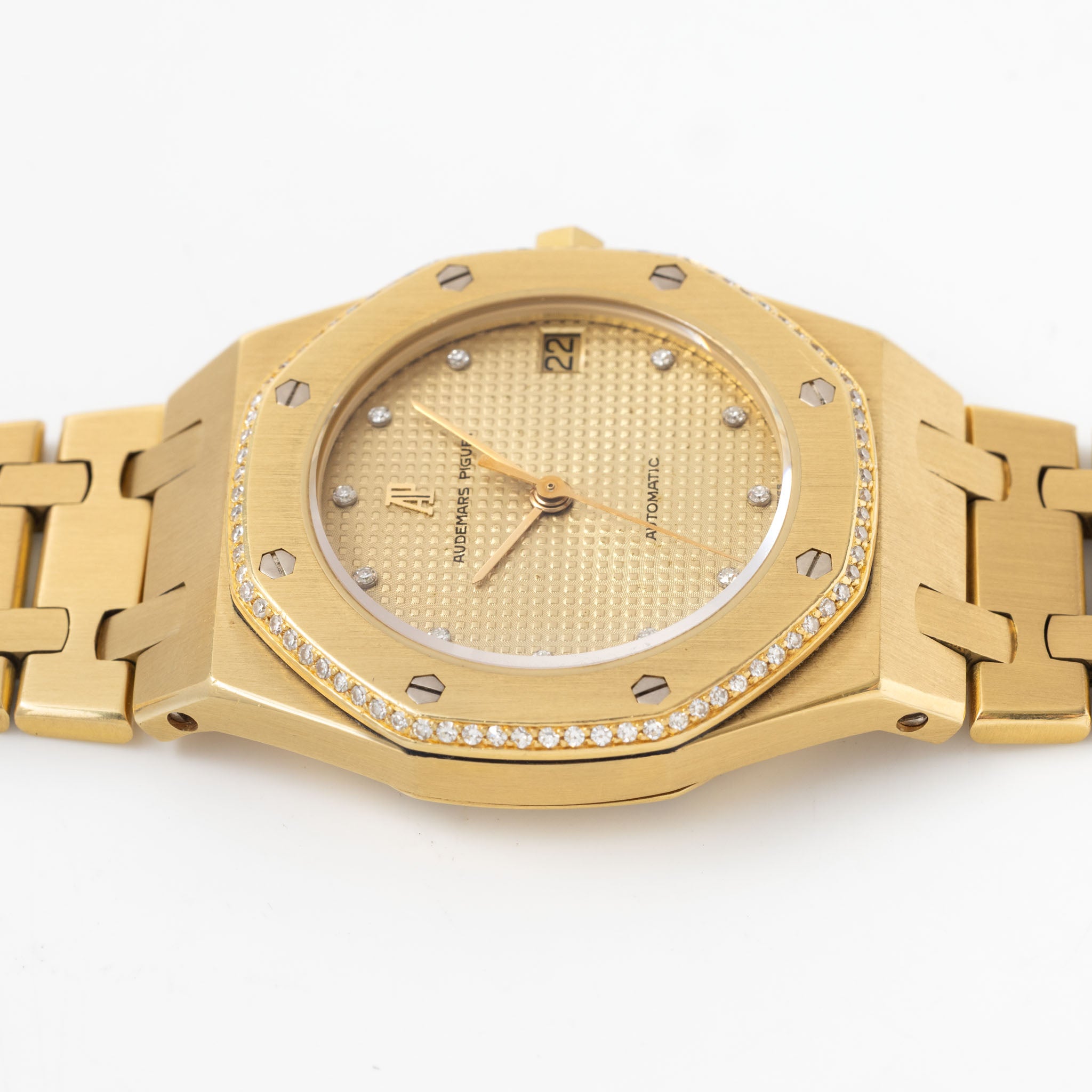 Audemars Piguet Royal Oak ref. 4153/477BA Brilliant Cut Diamond Bezel and Dial with Box and  Certificate of Origin