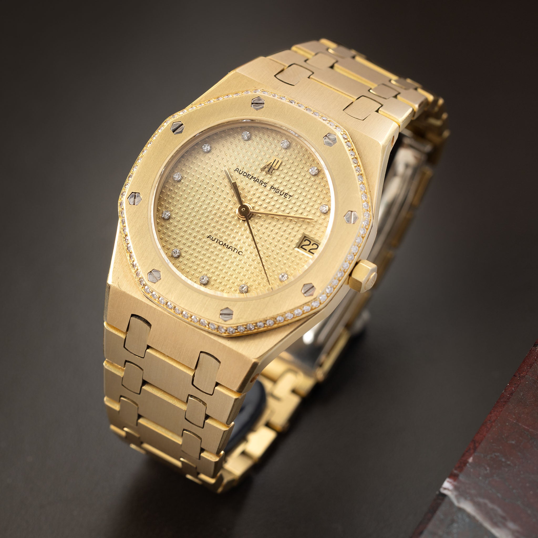 Audemars Piguet Royal Oak ref. 4153/477BA Brilliant Cut Diamond Bezel and Dial with Box and  Certificate of Origin