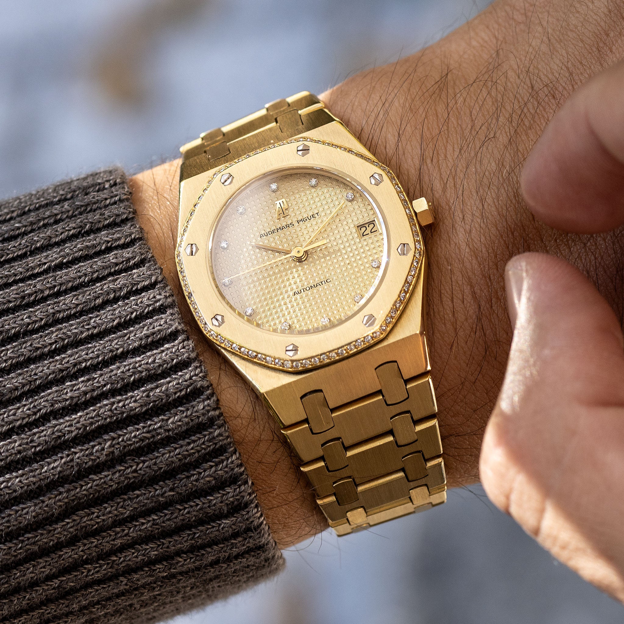 Audemars Piguet Royal Oak ref. 4153/477BA Brilliant Cut Diamond Bezel and Dial with Box and  Certificate of Origin