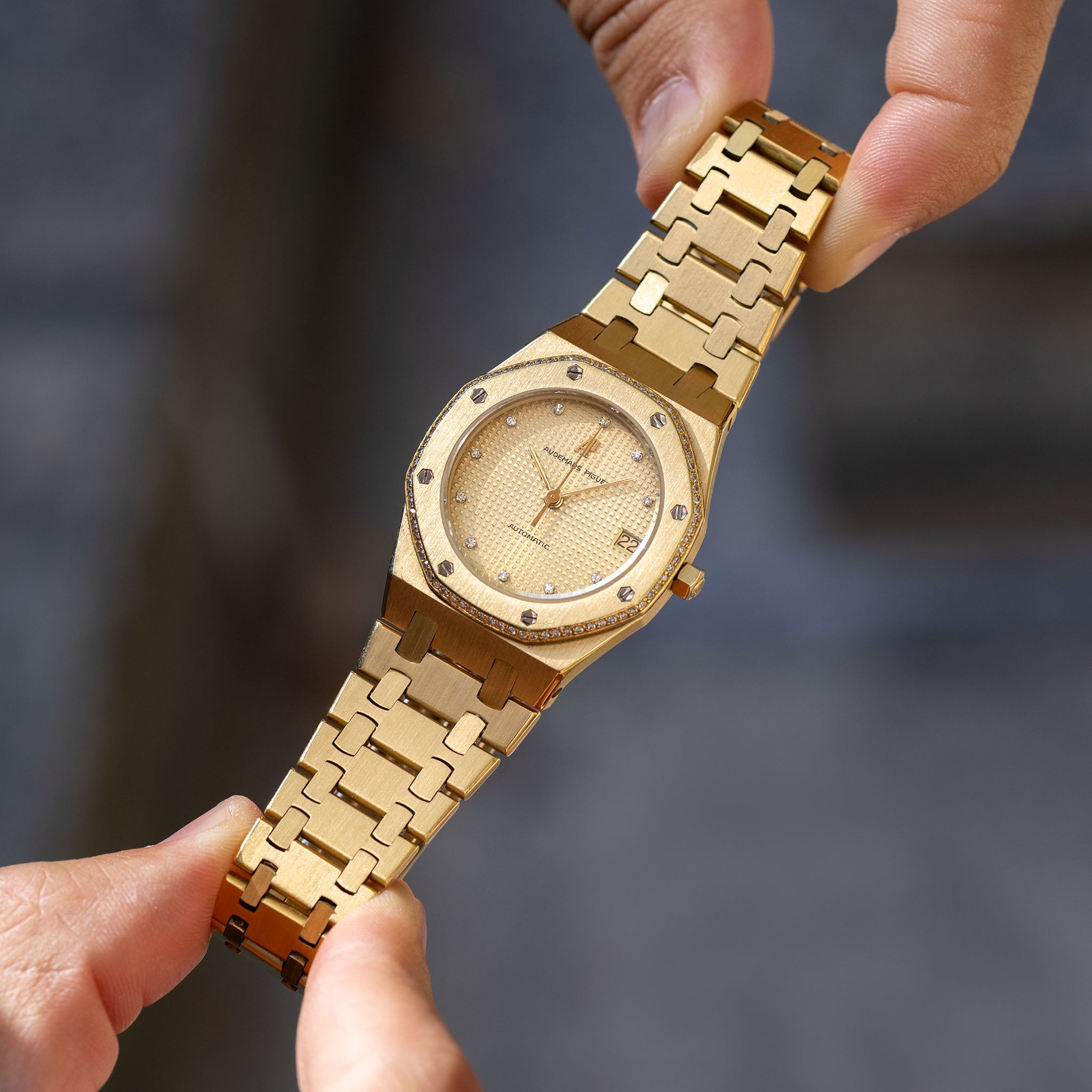 Audemars Piguet Royal Oak ref. 4153/477BA Brilliant Cut Diamond Bezel and Dial with Box and  Certificate of Origin